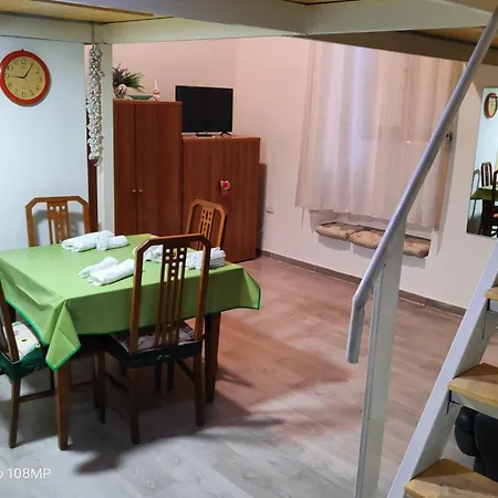 2erre Neapolis Apartament Neapol